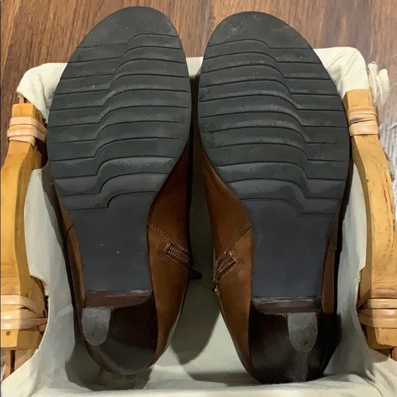 Coach and Four brownish/tan booties - Picture 8 of 8